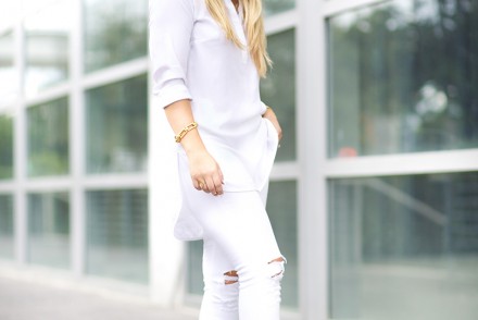 casual all white summer outfit